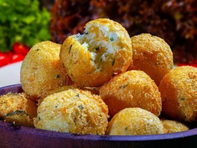 BOLINHO BACALHAU