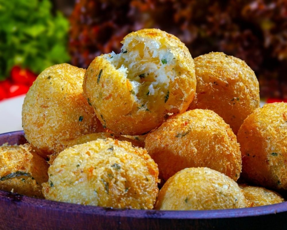 BOLINHO BACALHAU